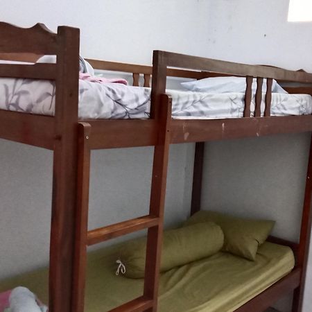 Tiga Dua Homestay Yogyakarta Exterior foto